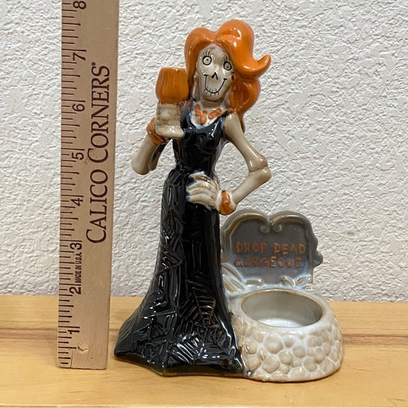 Yankee Candle Boney Bunch Drop Dead Gorgeous Halloween Tea Light Candle Holder - Picture 8 of 13